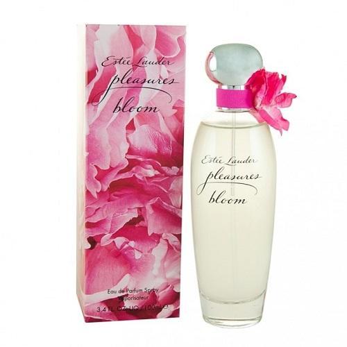 Estée Lauder Bloom bottle with packaging